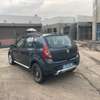 Dacia sandero 2010 thumb 6