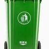 Poubelle à pédale 100 litres en plastique vert avec roues thumb 0