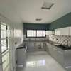 Appartement de 3 chambres et salon aux Almadies thumb 1