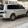 Mistubichi pajero 2015 thumb 9
