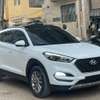 HYUNDAI TUCSON Année :2017 VENANT CORREE thumb 3