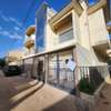 Villa R+2 à louer almadies thumb 14