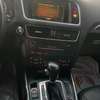 AUDI Q5 2010 thumb 6