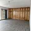 Loft 450 m2 thumb 4