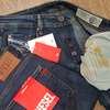 Diesel jean noir coupe moderne thumb 5