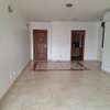 APPARTEMENT F3 A LOUER A FANN RESIDENCE thumb 6