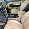 Kia Sedona thumb 4