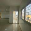 Plateau de bureaux au Point E thumb 5
