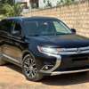 MITSUBISHI OUTLANDER 7places 2017🤞🏾🚘 thumb 1