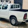 Toyota Hilux thumb 7