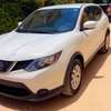 Nissan rogue thumb 1