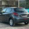 Peugeot 208 thumb 8