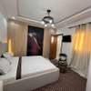 Belle et spacieuse chambre au Point E thumb 9