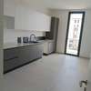 Appartement vue sur la Rte du King Fahd thumb 12