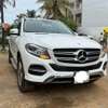 Mercedes GLE 350 4Matic 2017 SUV blanc puissant thumb 4