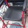 Chaise roulante avec pot neuve thumb 2