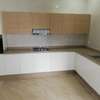 Appartement F4 à louer au point e thumb 6