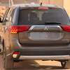Mitsubishi OUTLANDER 7place Année 2018 thumb 4