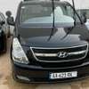 Location Minibus Hyundai Climatisé 12 Places avec Chauffeur thumb 0