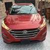 Hyundai tucson thumb 2