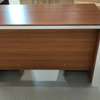 Table bureau avec étagères thumb 2
