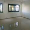 Joli appartement à louer aux Almadies thumb 5