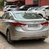 Hyundai elantra thumb 5
