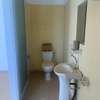 VILLA BASSE A LOUER A THIES  CITE DIOBASS thumb 6