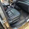 Hyundai Santa Fe 2018 SUV gris spacieux thumb 7