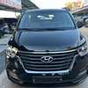 Hyundai Starex Fourgon 5 places manuelle thumb 0