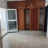 Ngor location magnifique Appartement F4 thumb 4