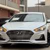 Hyundai Sonata Venant thumb 2