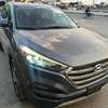 Hyundai Tucson Full Options thumb 1