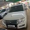 MITSUBISHI PAJERO FULL OPTIONS thumb 3