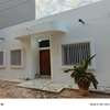 Villa studio aux parcelles assainies thumb 3