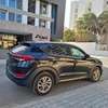 Hyundai tucson thumb 1