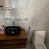 Appartement 2 chambres salon almadies thumb 6