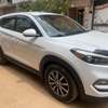 LOCATION HYUNDAI TUCSON thumb 5