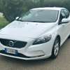 Volvo v40 thumb 0