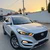 Hyundai tucson thumb 2