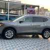 Nissan rogue thumb 7