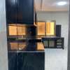 Appartement avec ascenseur privé thumb 6