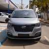 Hyundai Starex 2019 – 12 Places Très Confortable thumb 0