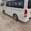 Mini bus Hiace thumb 2