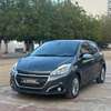 Peugeot 208 manuel diesel venant thumb 1