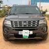 Location Ford Explorer thumb 6