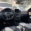 Mercedes GLE 400 2016 SUV blanc spacieux performant thumb 8