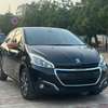 Peugeot 208 full options manuel diesel 2017 thumb 2