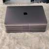 MacBook pro 2019 touch bar thumb 4