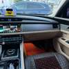 Jaguar XF 2017 full options thumb 9